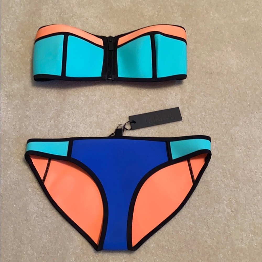 Triangl bathing suit set